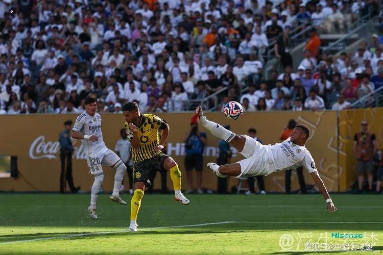 皇马险胜惊魂！补时9分钟：3球大战1红牌 门神99分钟神扑救主